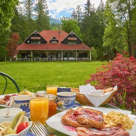 Wedgwood Manor And Glamping Retreat Ξενοδοχείο Crawford Bay Εξωτερικό φωτογραφία