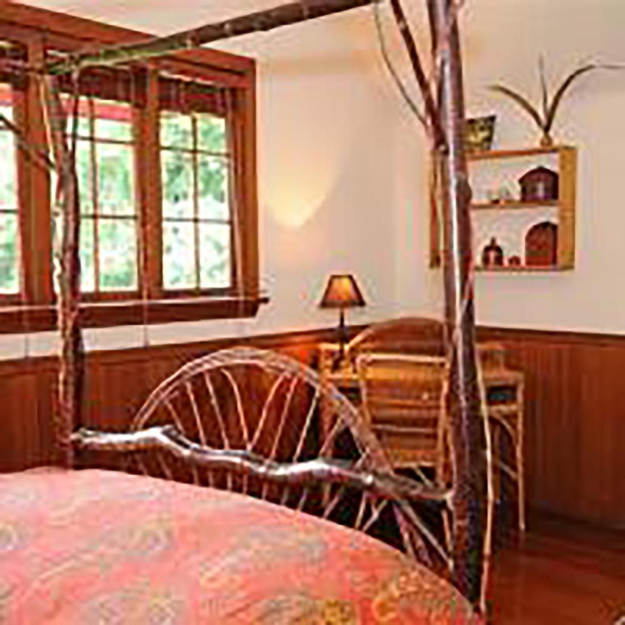 Wedgwood Manor And Glamping Retreat Ξενοδοχείο Crawford Bay Εξωτερικό φωτογραφία