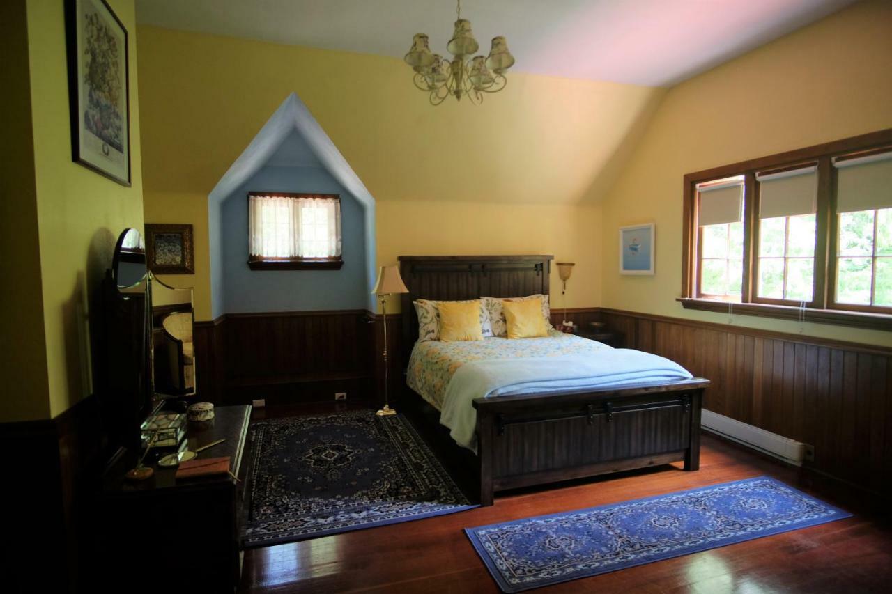 Wedgwood Manor And Glamping Retreat Ξενοδοχείο Crawford Bay Εξωτερικό φωτογραφία