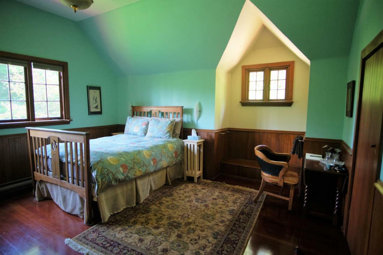 Wedgwood Manor And Glamping Retreat Ξενοδοχείο Crawford Bay Εξωτερικό φωτογραφία